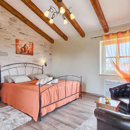 Mara Holiday home