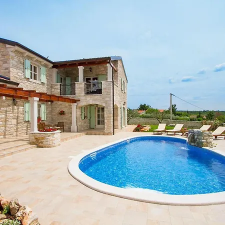 Holiday home Mara *