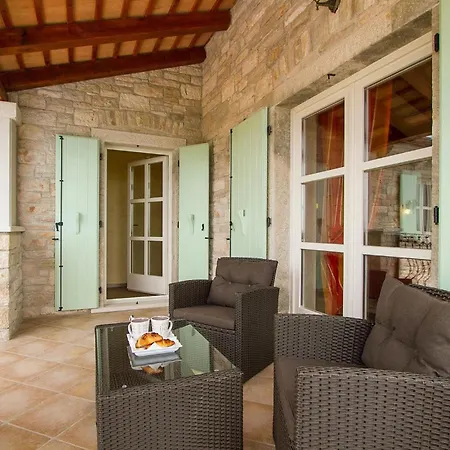 Mara Holiday home Porec
